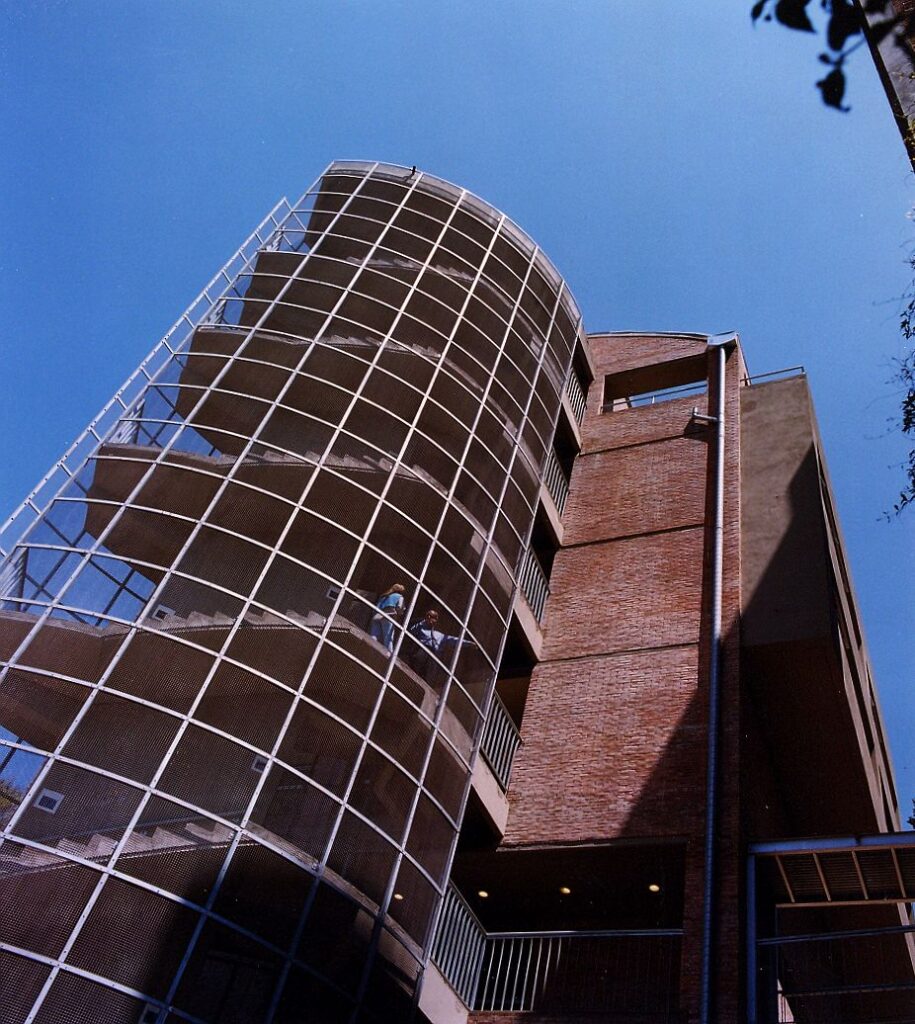 Reconstruction of Building in Buenos Aires